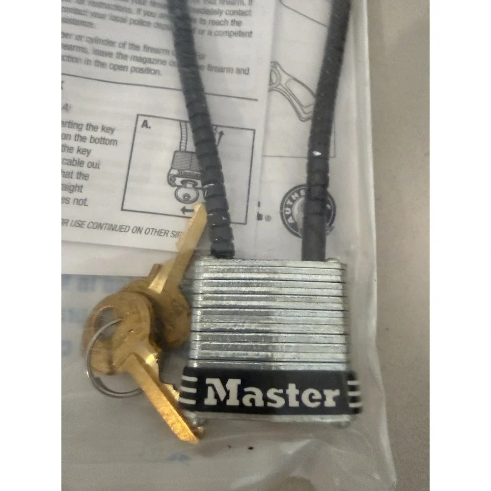 Master Lock 107 Cable Gun Lock Firearm Safety Padlock Brand New with Keys Manual